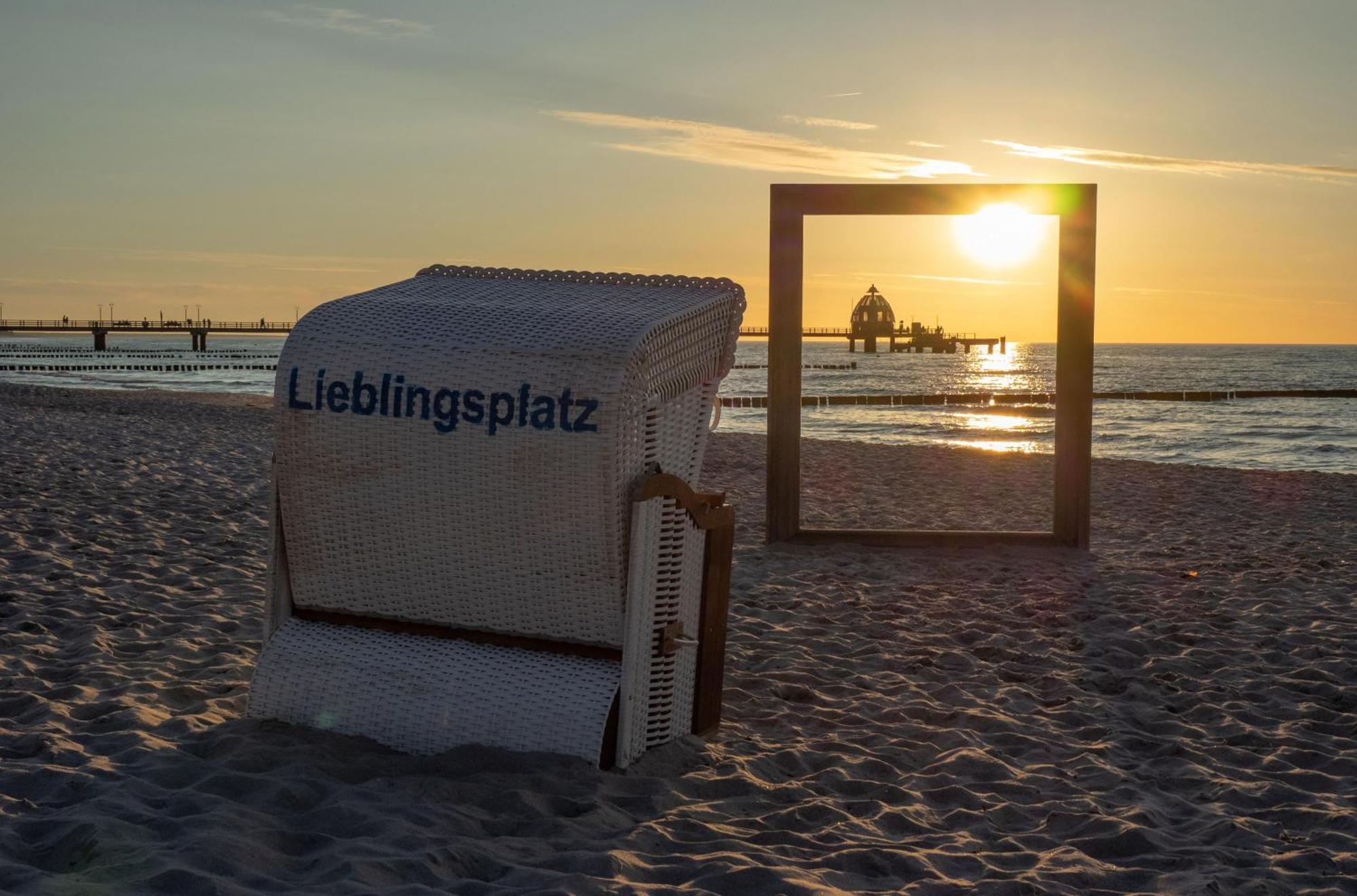 Kleine Freiheit An Der Seebruecke Ostseeheilbad Zingst Exterior foto